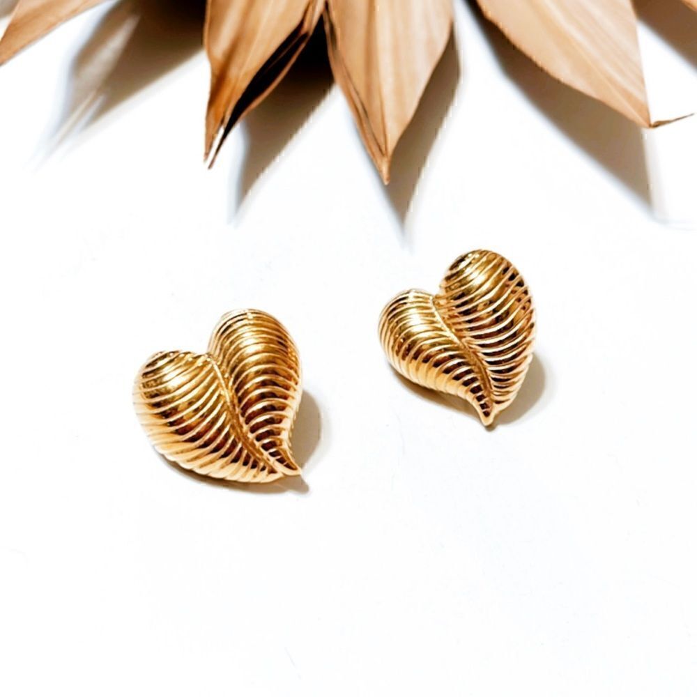 Textured heart stud earrings #1151 - Picture 2 of 4